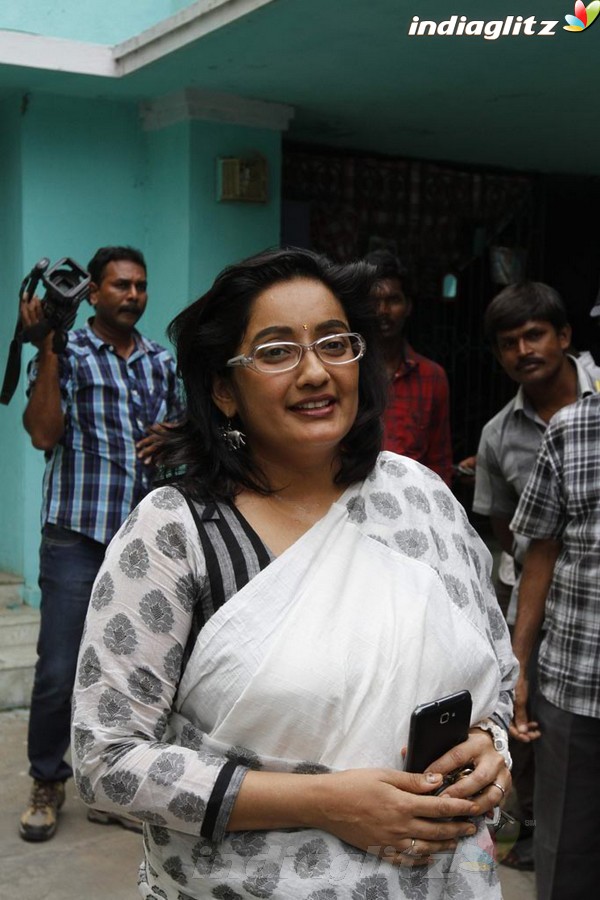 Actress Kanaka Meets the Press